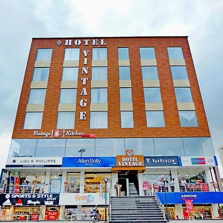 Hotel Vintage Zirakpur Chandigarh 潘切库拉 外观 照片