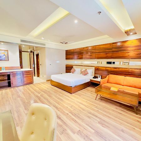 Hotel Vintage Zirakpur Chandigarh 潘切库拉 外观 照片