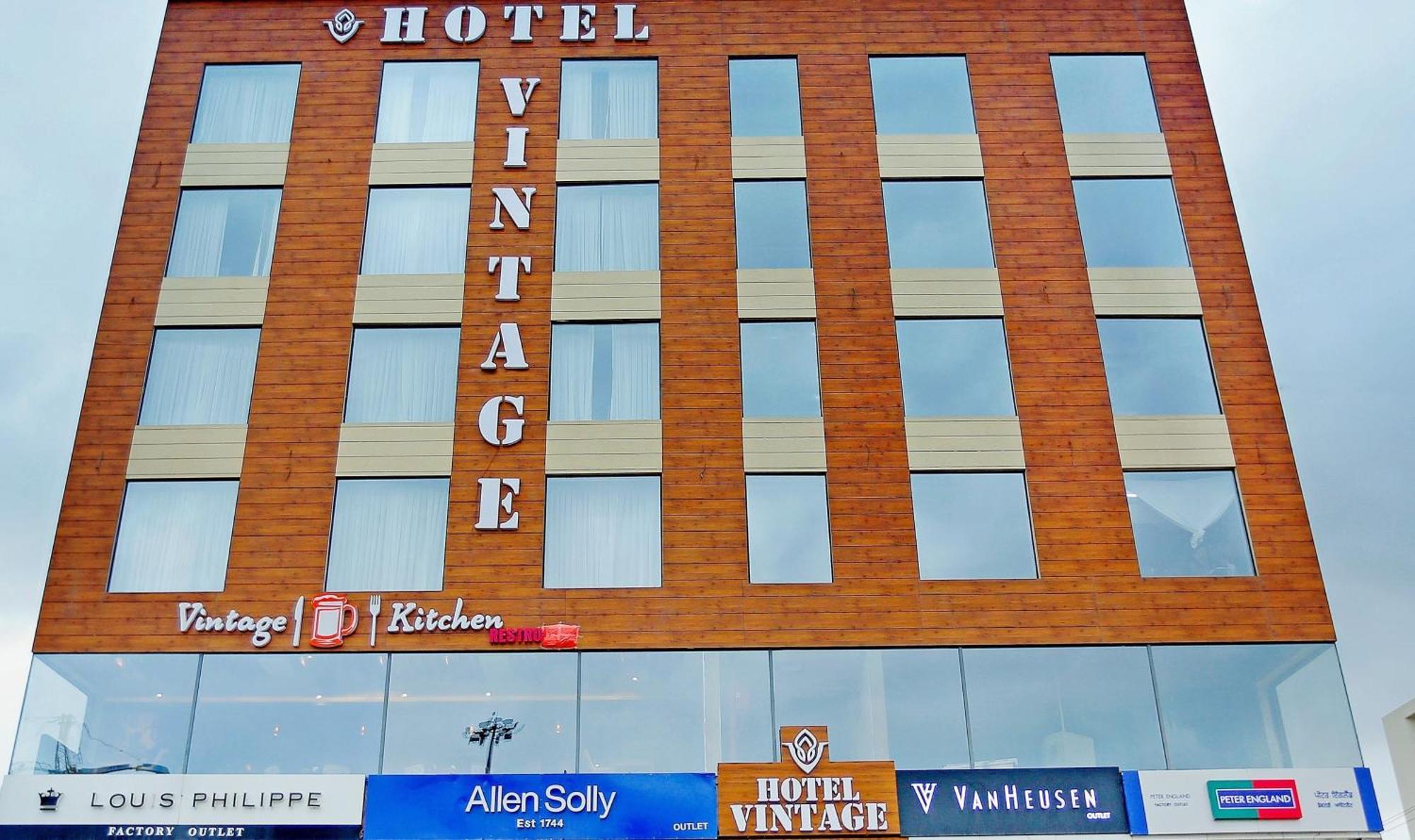 Hotel Vintage Zirakpur Chandigarh 潘切库拉 外观 照片