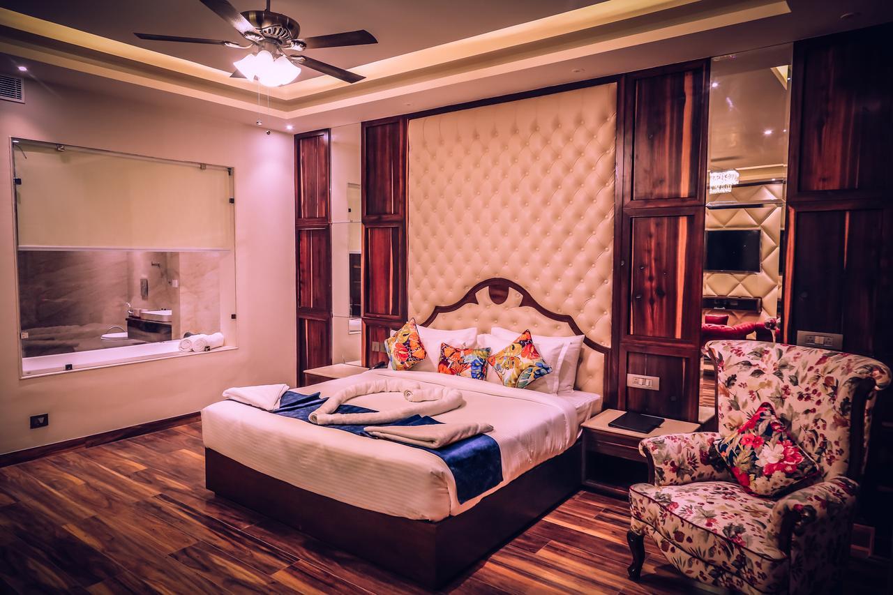 Hotel Vintage Zirakpur Chandigarh 潘切库拉 外观 照片